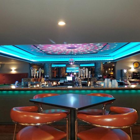 New Hope Inn & Suites エクステリア 写真