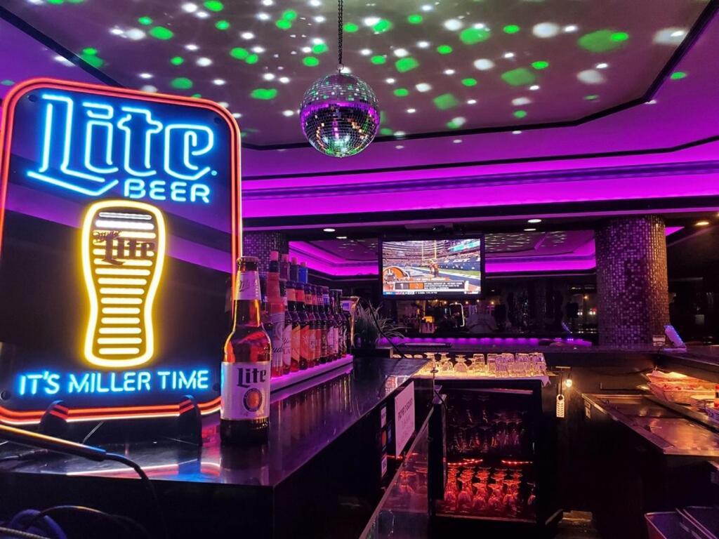 New Hope Inn & Suites エクステリア 写真