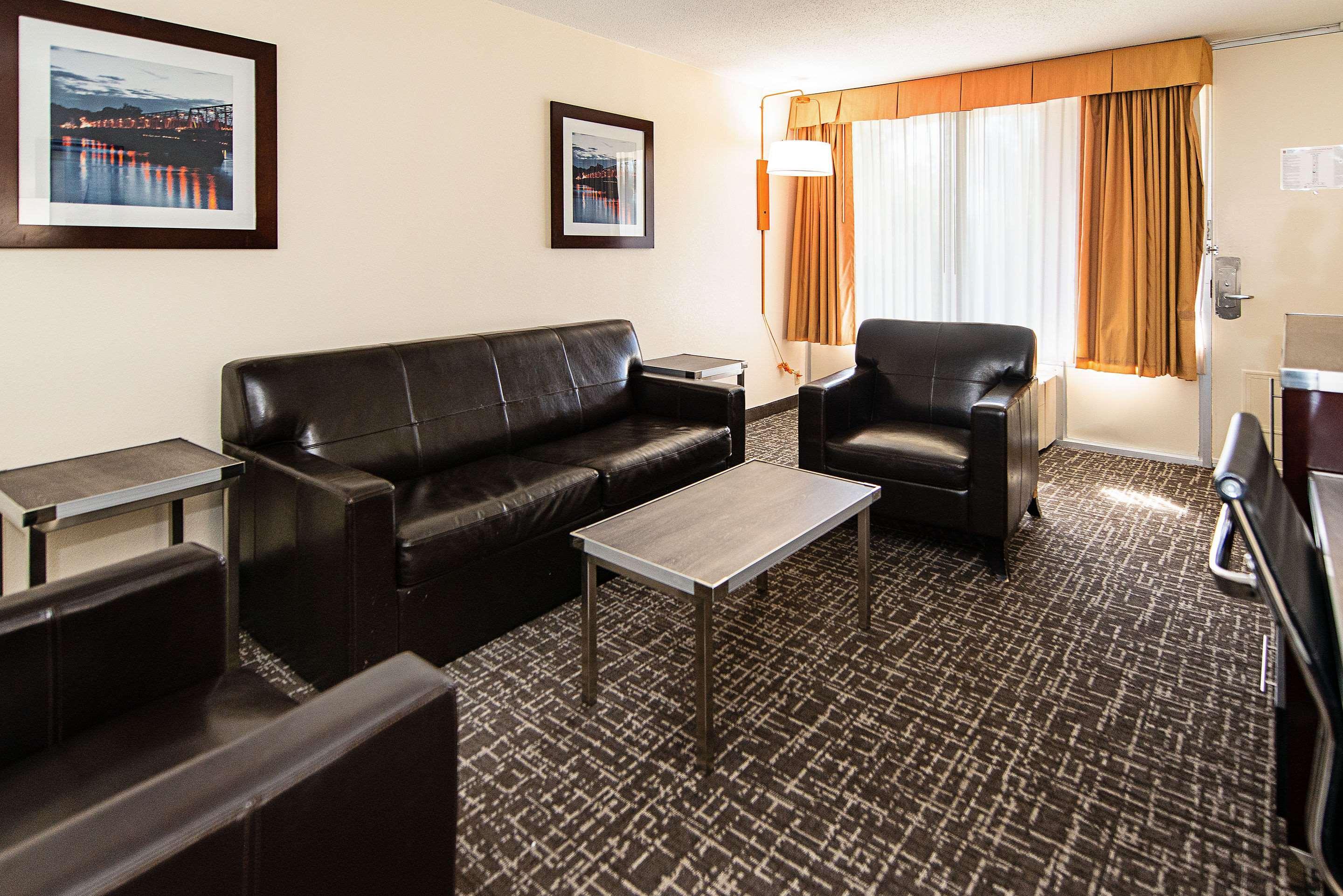 New Hope Inn & Suites エクステリア 写真