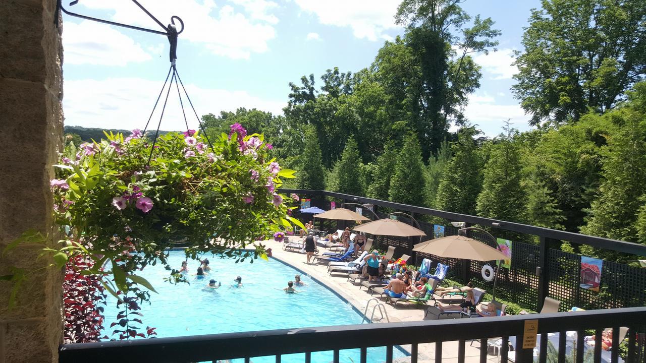 New Hope Inn & Suites エクステリア 写真